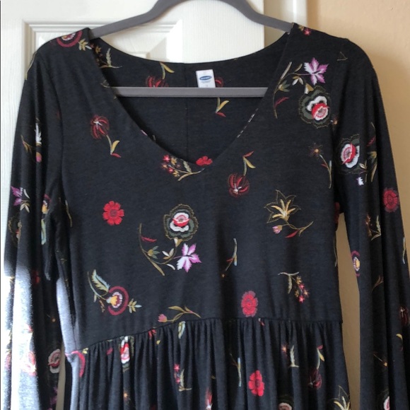 Dresses & Skirts - Floral dress